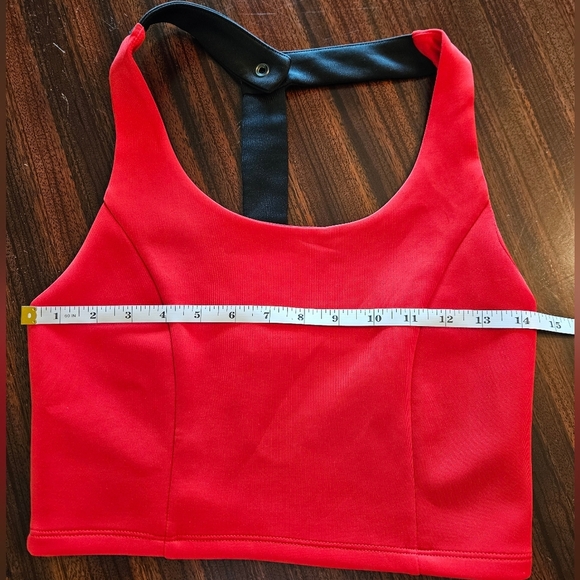 Forever 21 Red Lined Crop Top Black T-strap Back Sz M NWOT - Picture 4 of 9